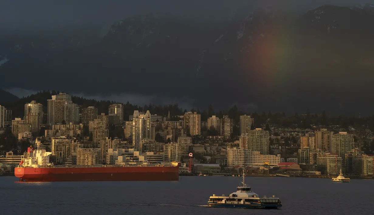 Kamis (18/3/2021).  Daerah metropolitan Vancouver didiami oleh 2.132.824 Vancouverites, sebutan untuk penduduk Vancouver, termasuk 583.296 jiwa di kota Vancouver sendiri. (Jonathan Hayward / The Canadian Press via AP)