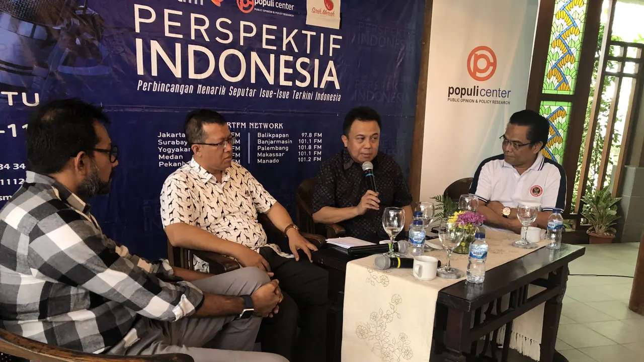Direktur Deradikalisasi Badan Nasional Penanggulangan Terorisme (BNPT) Irfan Idris (kedua dari kanan). (Liputan6.com/Putu Merta Surya Putra)