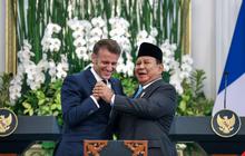 Momen Haru Perpisahan Presiden Prancis Macron, Diantar Prabowo dan Didit hingga Kirim Salam Persahabatan dari Pesawat