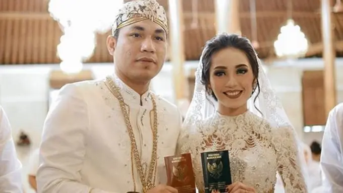 [Bintang] Rizal Armada dan Monica Imas