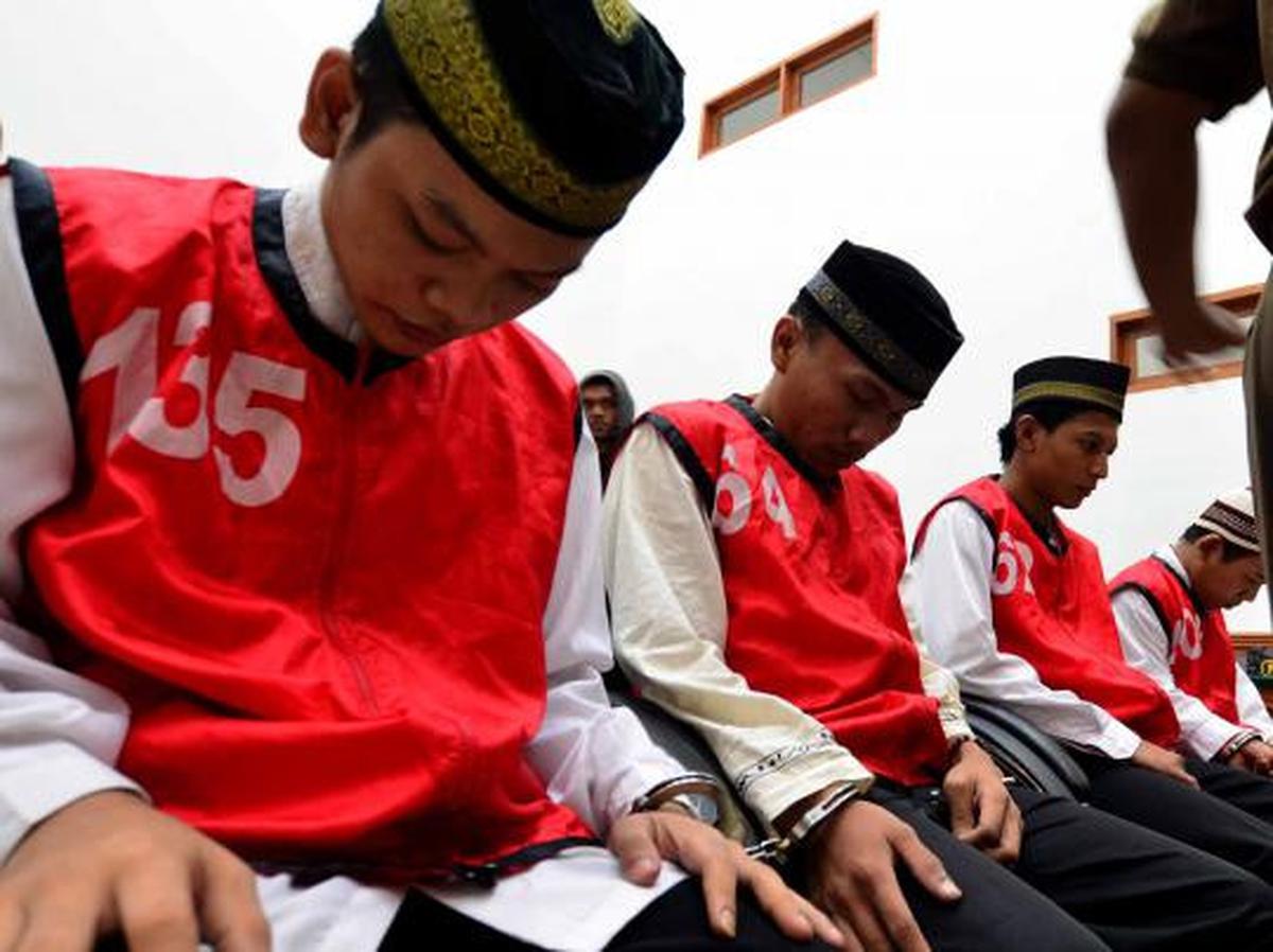 Vonis seumur hidup di sidang Livia
