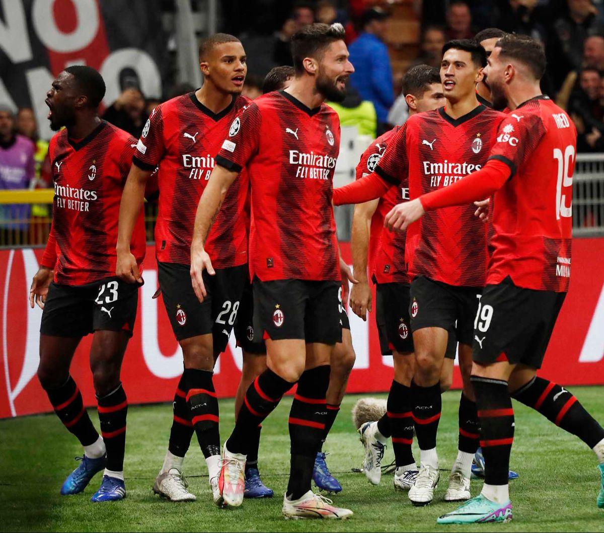 AC Milan tampil perkasa saat menjamu PSG dalam laga lanjutan Grup F Liga Champions di Stadion San Siro, Milan, Italia, pada Rabu (8/11/2023) dini hari WIB. Rossoneri berhasil mengalahkan tamunya dengan skor 2-1 sekaligus membuat bintang PSG, Kylian Mbappe