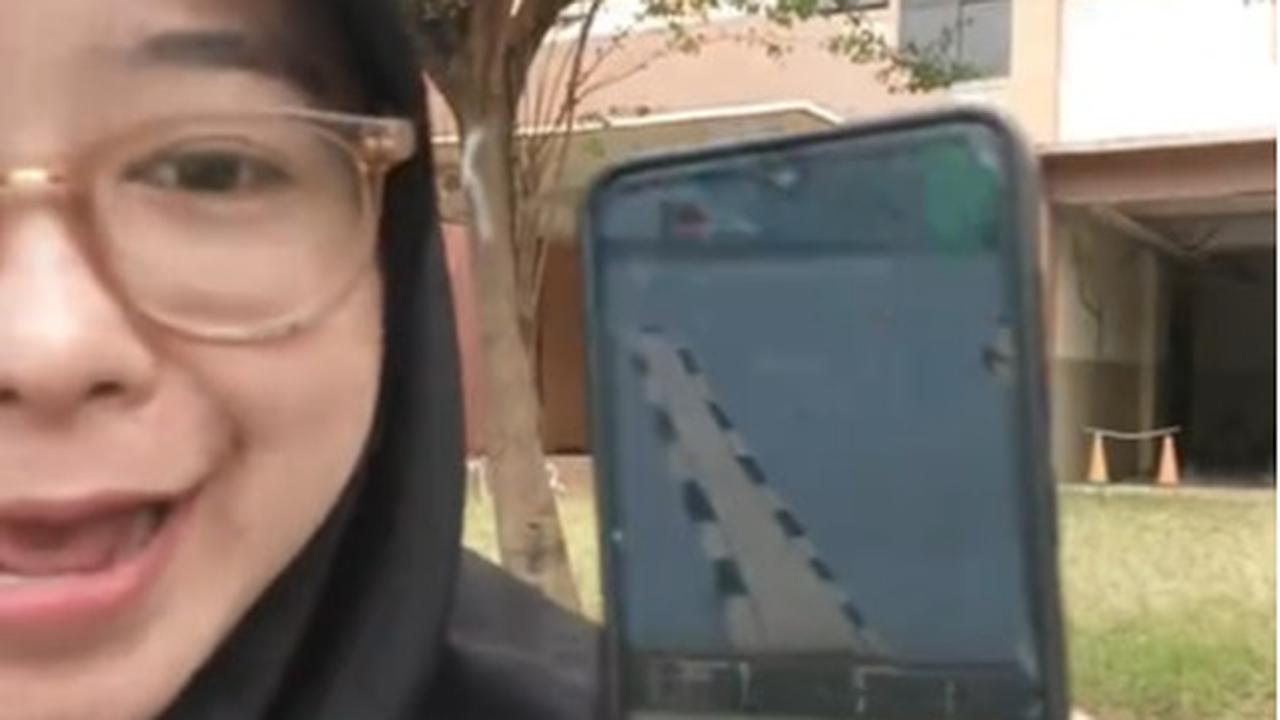 Pilih Kerja di Sela Tiga Jam Istirahat, Momen Wanita yang Kuliah Sambil Ojol Ini Tuai Simpati Warganet