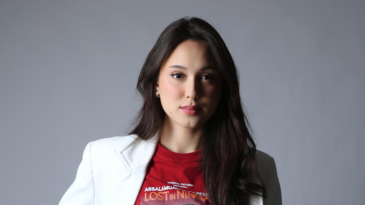 6 Fakta Yasmin Napper Main Film Assalamualaikum Beijing 2, Dapat Pesan Khusus dari Asma Nadia
