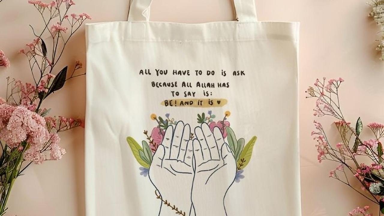 Hampers Tote Bag dengan Desain Islami