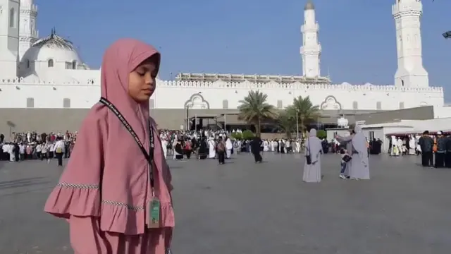 Sosok Kayla Nur Syahwa, Siswa Tuna Netra yang Baca Al-Quran di Depan Paus Fransiskus. (Dok: Komsos KWI https://www.youtube.com/live/VmHHM-vuCzo?si=RHcs3iAZLXm9WdCj)
