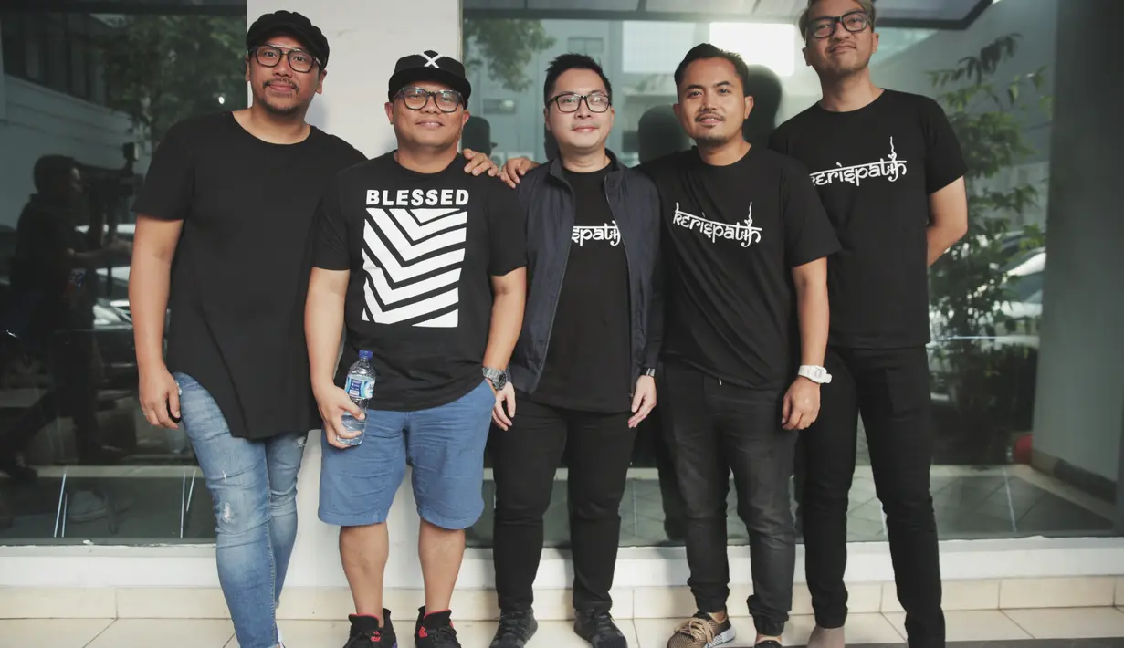 Kerispatih dan Mantan Personelnya