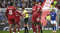 Liverpool meraih kemenangan 2-1 atas Everton pada laga pekan kelima Premier League di Stadion Anfield, Sabtu (20/9/2025) malam WIB. Satu dari dua gol The Reds dicetak&nbsp;Ryan Gravenberch (nomor 38). (AP Photo/Rui Vieira)