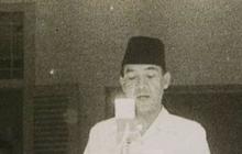Momen di Balik Layar Detik-detik Proklamator Soekarno-Hatta Bacakan Teks Proklamasi, Khidmat & Sederhana