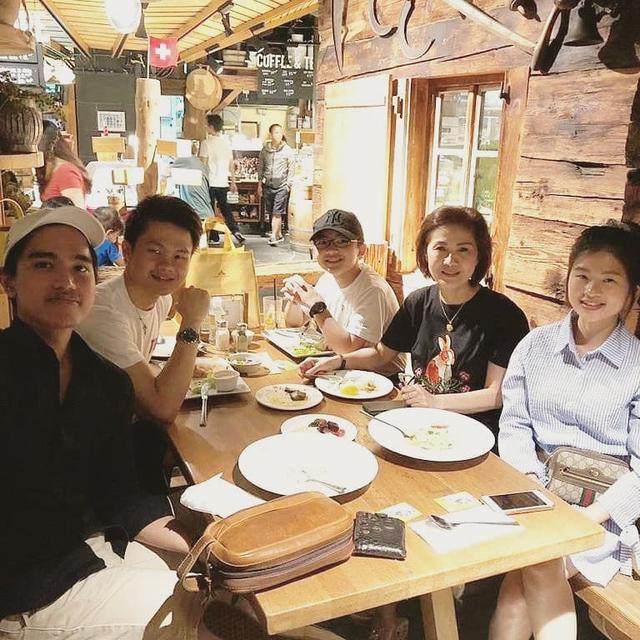 Diisukan Sudah Lamaran, Ini 6 Potret Kedekatan Kaesang dan Keluarga Felicia Tissue