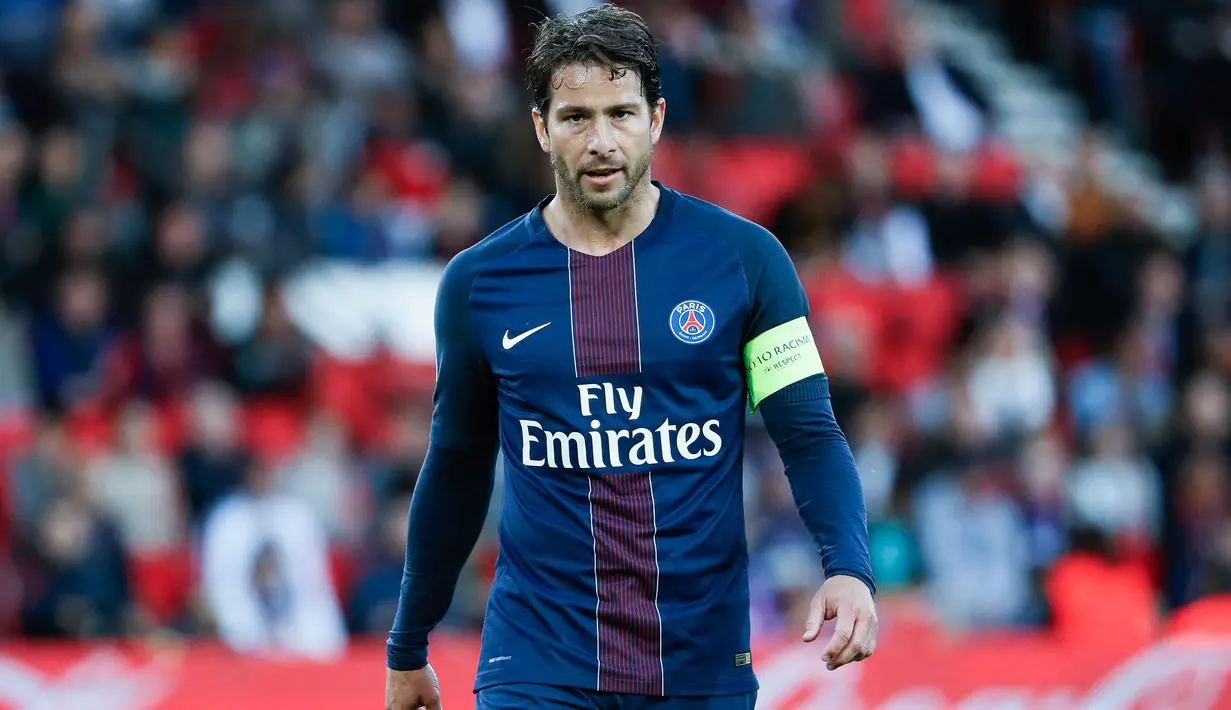 Setelah sempat ke Barcelona, Maxwell pindah ke PSG pada 2012. Ia bermain selama enam musim dan ikut membangun dominasi PSG di Ligue 1. (AFP/Thomas Samson)