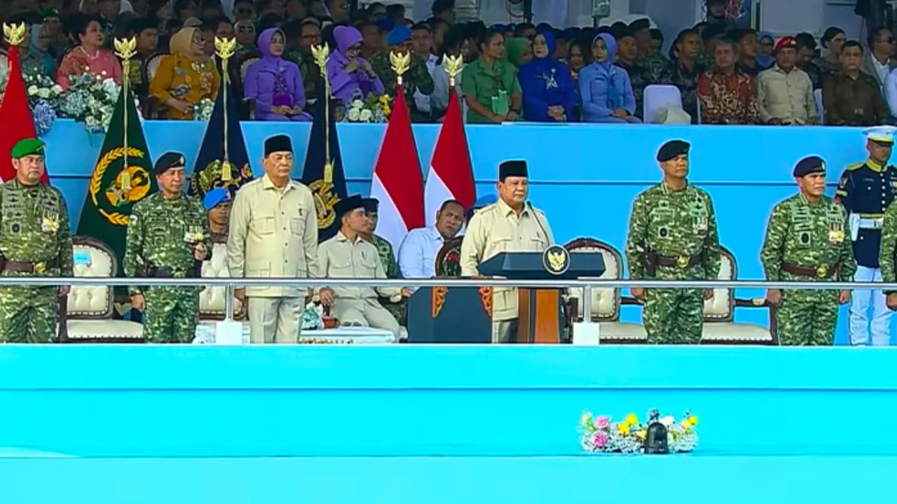 Presiden Prabowo Subianto menjadi Inspektur Upacara (irup) apel peringatan HUT TNI ke-80 yang digelar di Silang Monas, Jakarta Pusat, Minggu 5 Oktober 2025. (Istimewa)