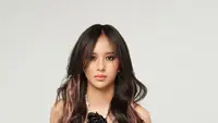 Dinda Ghania Buka Babak Baru, Rilis MV Half of Me hingga Tampil Memukau di LaLaLa Festival