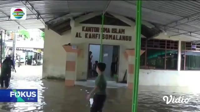 Simak informasi dalam Fokus Pagi edisi (06/1) dengan topik-topik pilihan sebagai berikut, Kecelakaan Beruntun di Tol Cipularang, Banjir Rendam Permukiman, Pekerja Jatuh dari Lantai 5 Gedung, Program Makan Bergizi Gratis Dimulai Hari Ini.