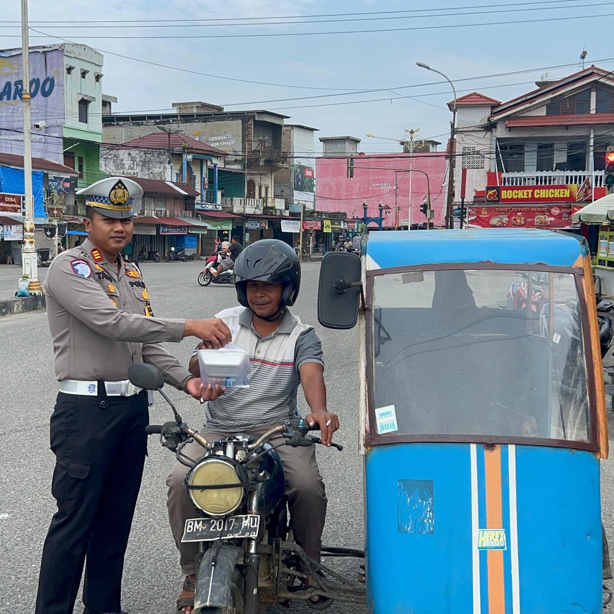 Satlantas Polres Rohul Sosialisasi Program & Pilkada Damai