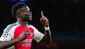 Bukayo Saka jadi bintang kemengan Arsenal saat menjamu AS Monaco pada laga Liga Champions di Stadion Emirates, Kamis (12/12/2024). Pemain bernomor punggung tujuh ini menyumbang dua gol dan satu assist. (AP Photo/Dave Shopland)