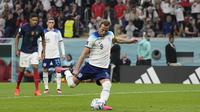 Eksekusi penalti yang diambil Harry Kane berbuah gol dan mengubah skor menjadi 1-1. (AP/Abbie Parr)