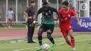 Pelatih Shin Tae-yong juga memanfaatkan laga ini untuk mengukur performa dan kondisi pemain timnas Indonesia. (Liputan6.com/Herman Zakharia)