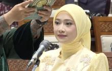 Adela Kanasya Adies Resmi Dilantik Jadi Anggota DPR RI Gantikan Ayahnya