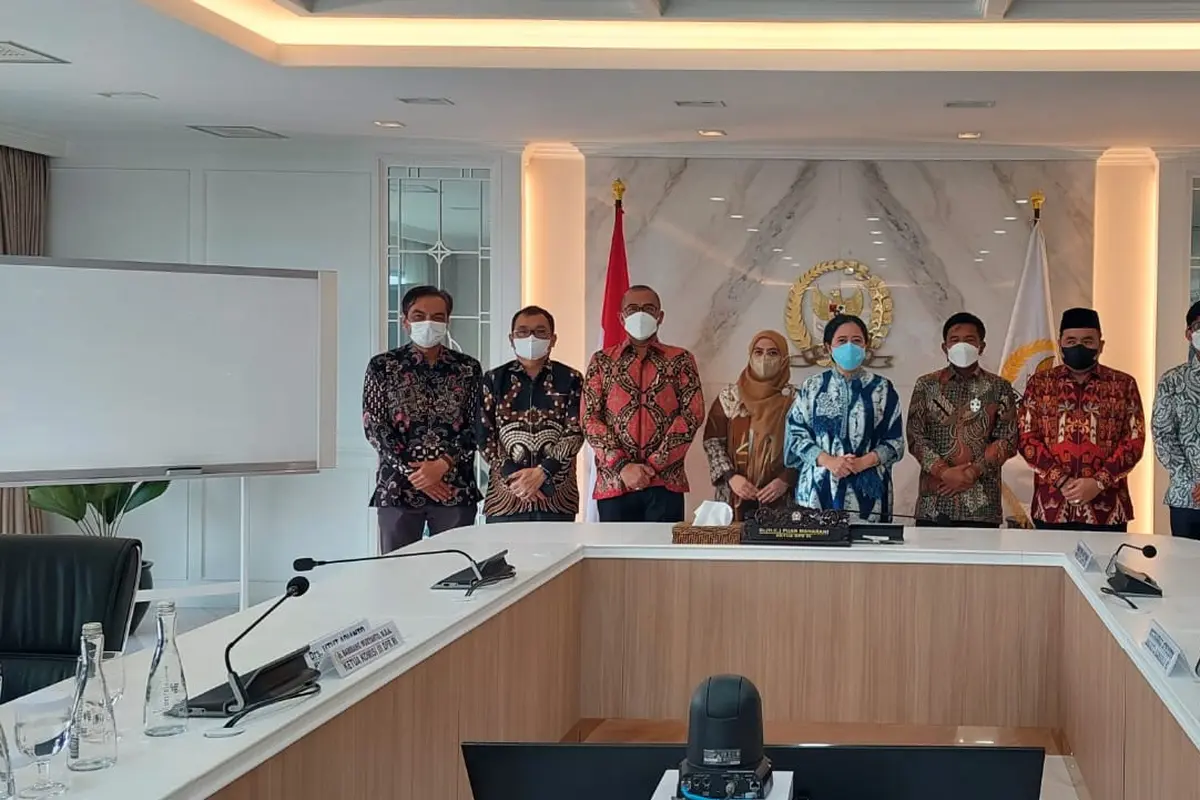 Anggota KPU dan Bawaslu Terpilih Temui Pimpinan DPR