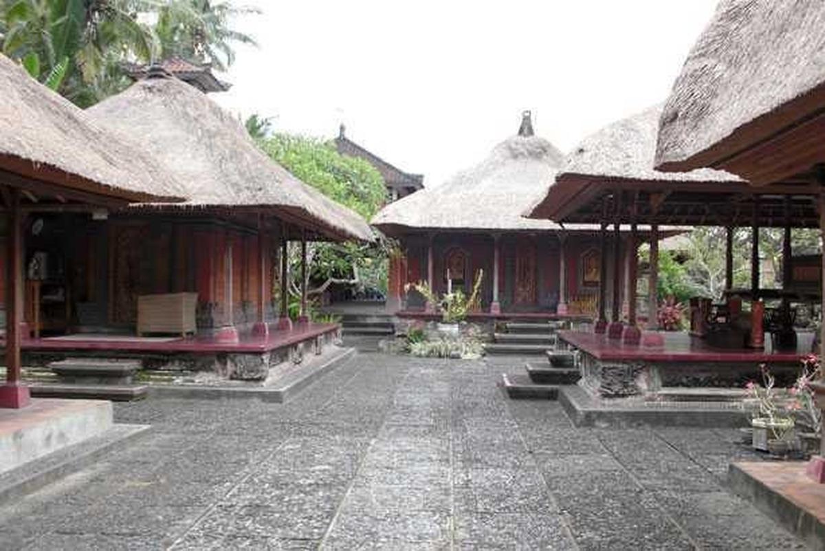 Rumah Adat Bali