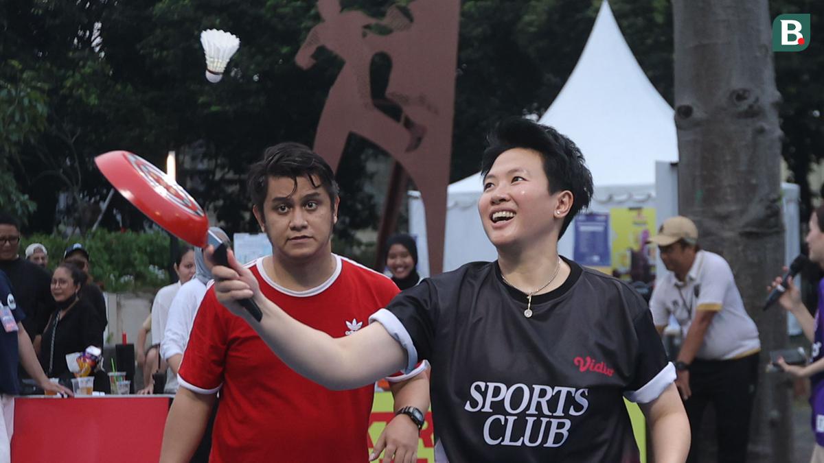 Foto: Meriahnya Vidio Sports Festival, Liliyana Natsir Main Bulutangkis Pakai Teflon dan Raket Nyamuk
