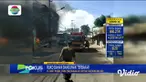 Kobaran api dan asap membumbung di atas rumah toko berlantai tiga di kawasan Pasar Manukan, Surabaya, Jawa Timur. Petugas Pemadam Kebakaran Kota Surabaya mengerahkan 15 unit mobil Dinas Pemadam Kebakaran untuk menjinakkan api.