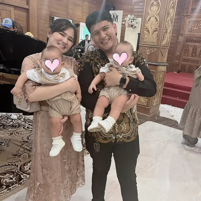 6 Potret Keluarga Kecil Artis FTV Masayu Clara, Umumkan Hamil Anak Ketiga