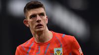 Kiper Burnley, Nick Pope, saat ini menjadi yang paling banyak meraih clean sheets di Premier League 2019-2020 mengalahkan Alisson Becker dari Liverpool yakni sebanyak 13 kali. (AFP/Oli Scarff))