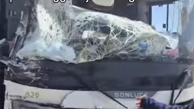 Dua Bus Jemaah Haji Indonesia Tabrakan di Madinah, 10 Orang Luka