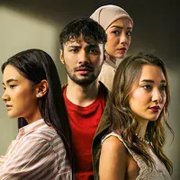 Cinta Tak Pernah Tepat Waktu di vidio.