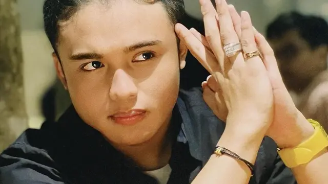 Restu VHT Anak Charly Van Houten