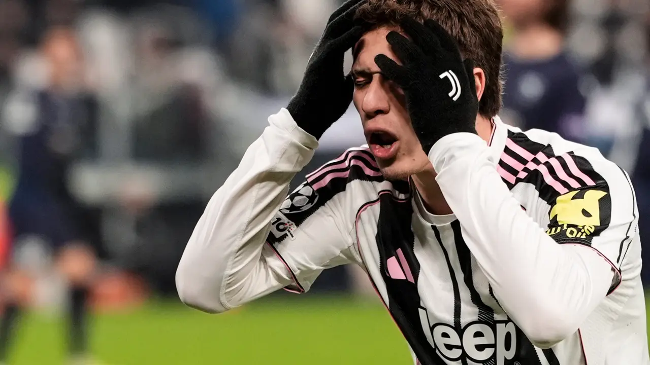 Ekspresi Kenan Yildiz di laga Juventus vs Pafos di matchday 6 league phase Liga Champions 2025/2026 di Allianz Stadium, Kamis (11/12/2025) dini hari WIB. (Fabio Ferrari/LaPresse via AP)