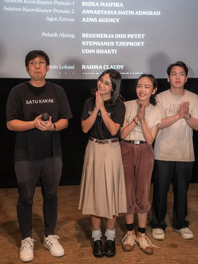 6 Potret Pemain 1 Kakak 7 Ponakan Cinema Visit, Raup 147 Ribu hingga Hari Ketiga
