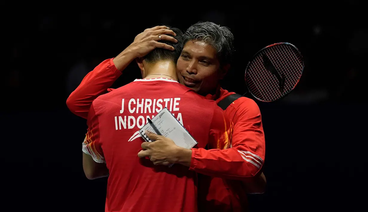 Indonesia memastikan diri lolos ke final Thomas Cup 2024 lewat kemenangan tunggal putra kedua, Jonatan Christie atas Wang Tzu Wei (21-11 dan 21-16). (AP Photo/Ng Han Guan)