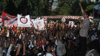 Calon presiden no urut 2 Joko Widodo melakukan kampanye di Taman Balaikambang, Surakarta, Jawa Tengah (20/6/14) (Liputan6.com/Herman Zakharia)