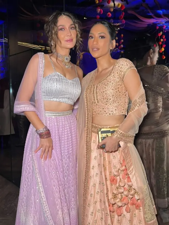 Luna Maya hadir di acara diwali yang digelar MD Entertainment