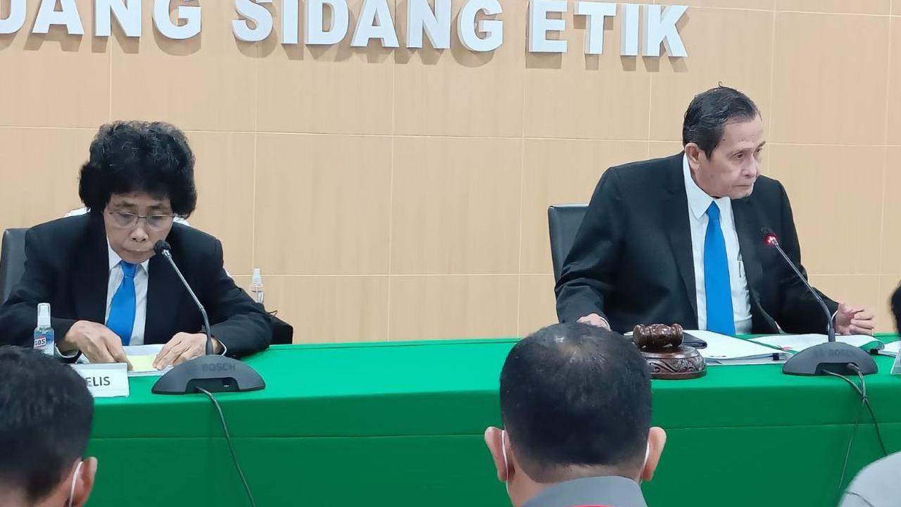 Inspektorat Komisi Pemberantasan Korupsi (KPK) turut memeriksa 78 pegawai lembaga antirasuah terkait kasus dugaan pungutan liar di rumah tahanan KPK.<br>