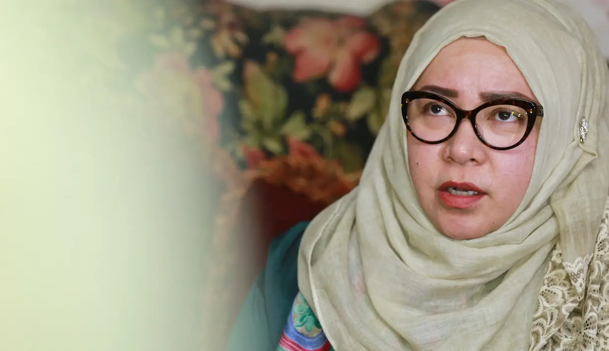 "Dan saya bilang sama mas Anto, kalau saya jadi pergi berarti memang Allah kasih ijin kalau saya harus pulang pasti pulang, kalau mati itu kan bisa di mana saja," imbuh Melly. (Adrian Putra/Bintang.com)