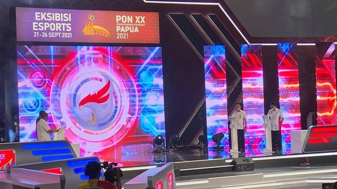 Pembukaan pertandingan ekshibisi dari cabang olahraga esports pada PON XX Papua 2021 (/Yuslianson)
