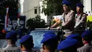 Wakapolri Komjen Pol. Syafruddin mengecek pasukan pada upacara peringatan hari ulang tahun (HUT) Kepolisian Perairan dan Udara (Pol Airud) yang ke-66 di Jakarta, Kamis (1/12). (Liputan6.com/Faizal Fanani)