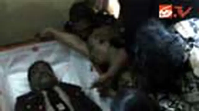 Istri Sinulingga Histeris, Sang Anak Pingsan