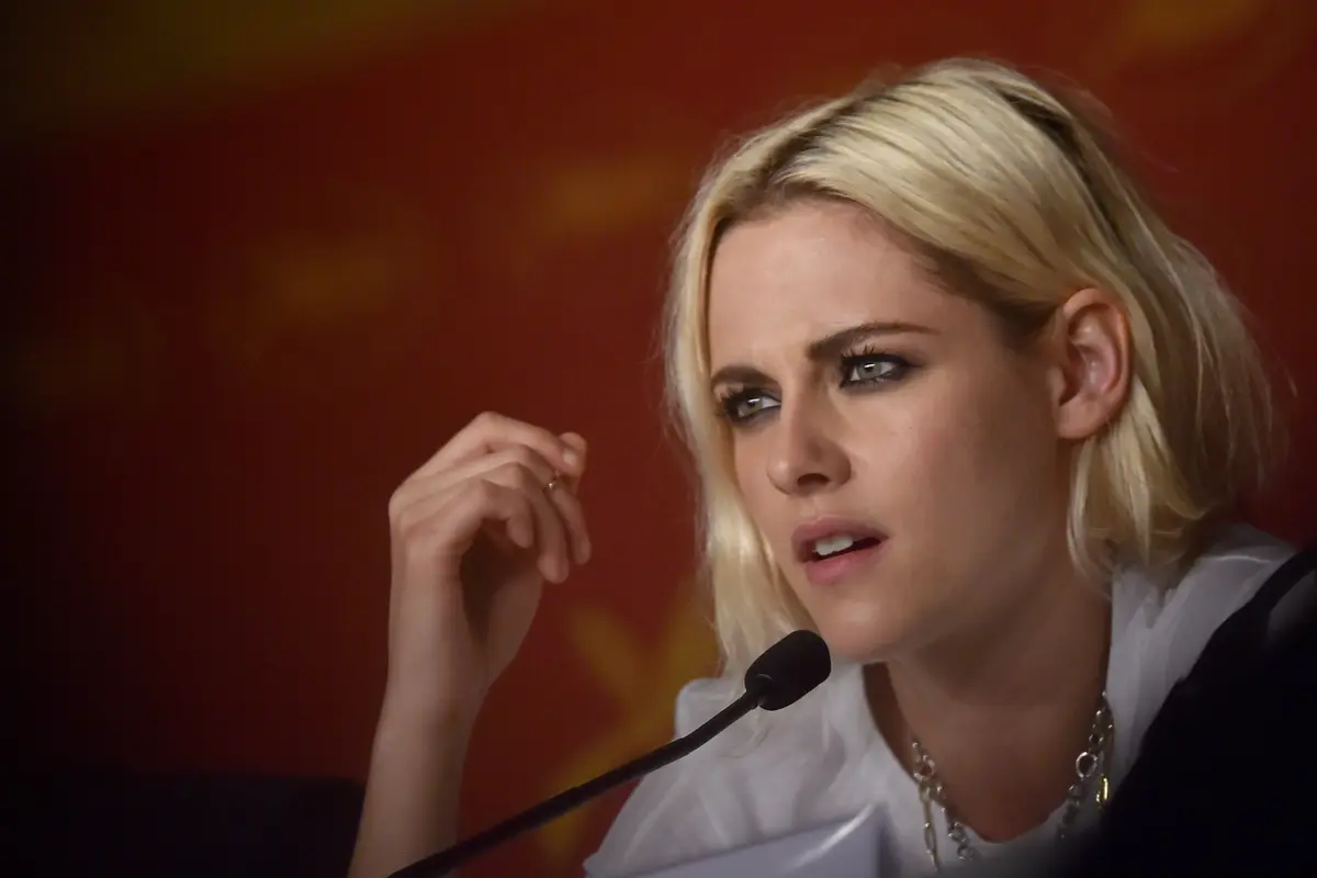 [Bintang] Kristen Stewart