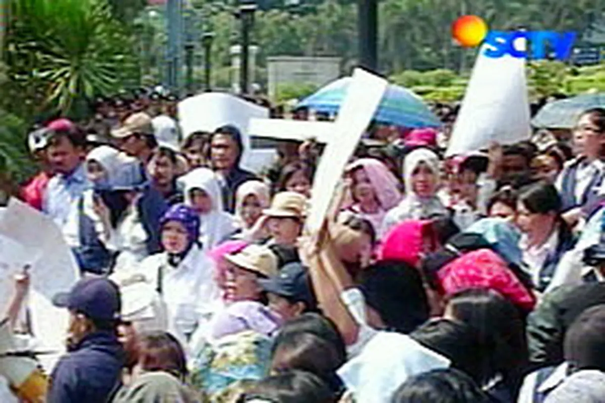 040906bdemoburuh.jpg