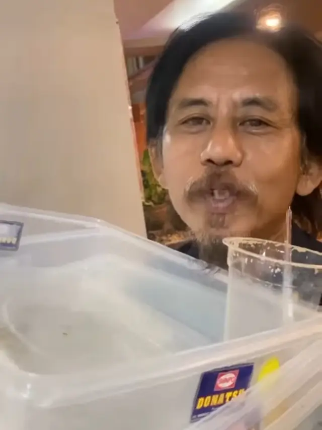 Epy Kusnandar Jual Takjil
