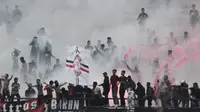 Pasoepati Antusias Sambut Suporter Babak 8 Besar Piala Presiden
