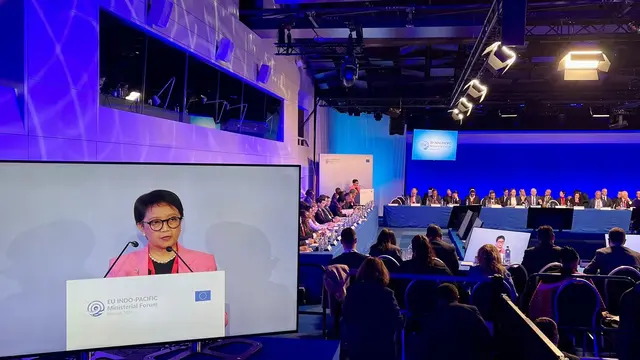 Menlu RI Retno Marsudi dalam EU-Indo Pacific Ministerial Forum di Brussel, Belgia, Jumat (2/2/2024).