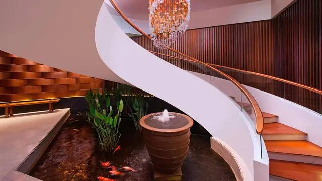 Memanjakan Diri dengan Pijat Tradisional Bali di The Laguna Resort & Spa