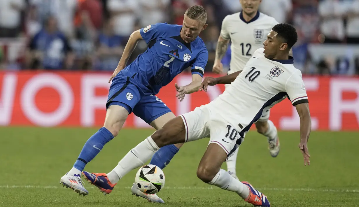 Tak ada gol tercipta meski Inggris mendominasi karena serangan mandeg. (AP Photo/Thanassis Stavrakis)
