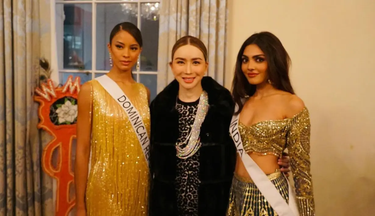 Anne Jakrajutatip merupakan seorang pengusaha transgender Thailand. Ia menjadi perempuan pertama yang memiliki kontes Miss Universe dalam sejarah [@annejkn.official]